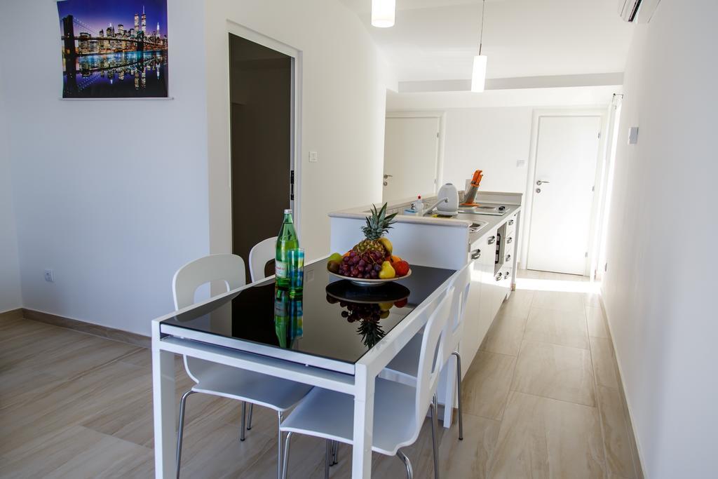 Nemira Sunny Apartments Omiš Chambre photo